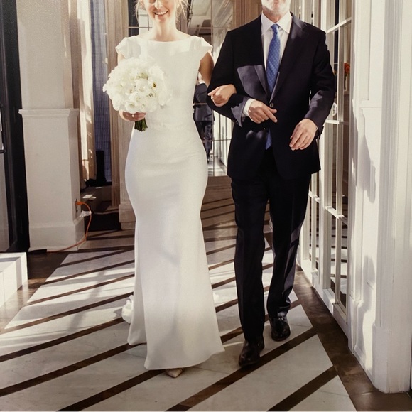 Mikaella “2601” wedding dress - Picture 5 of 7